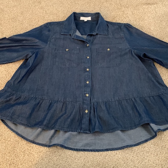 Jean Button-Down - Picture 4 of 8